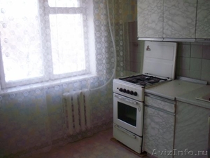 Сдается комната в трехкомнатной квартире по улице Аркадия Гайдара - Изображение #2, Объявление #686304